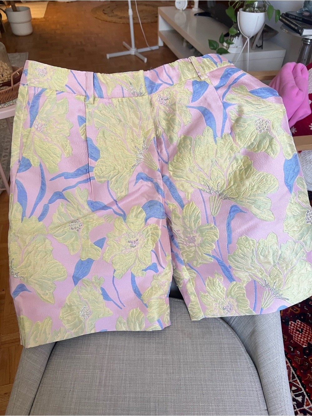 Yas-Pink Floral Jacquard Bermuda Shorts